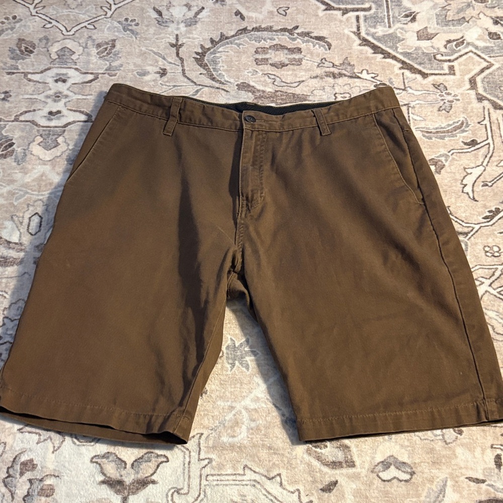 Volcom Men's Tan Flat Front Shorts